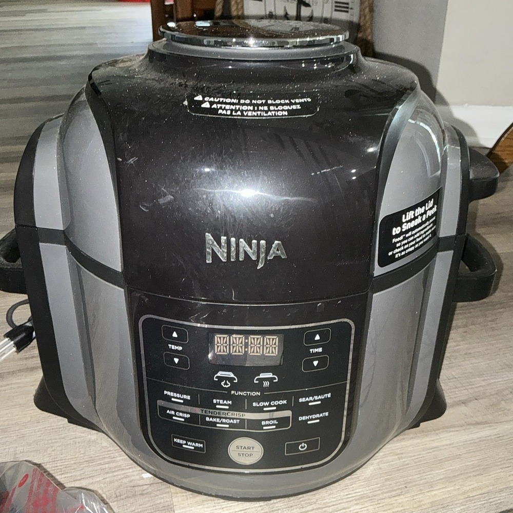 Ninja Foodi 9-in-1 Slow Cooker and Air Fryer OP305 107 - Picture 9 of 14